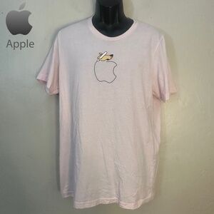 Apple Graphic T Shirt Large Gently worn Cotton blend no fabric tag 21.5" armpits
